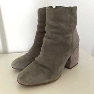 Sam Edelman ‘Taye’ Grey Ankle Booties